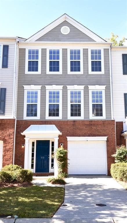913 WHITTINGTON Way, Alpharetta, GA 30004 — most recent listing photo