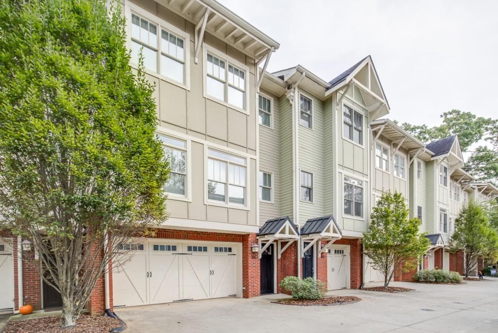 4 bedroom, 2,234 sq ft townhouse sold at 1360 La France Street 106, Atlanta, GA 30307