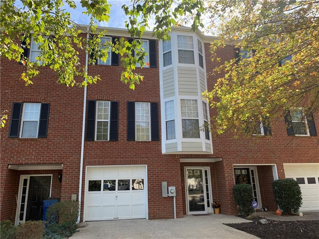 2556 Summit Cove Drive, Duluth, GA 30097 — most recent listing photo