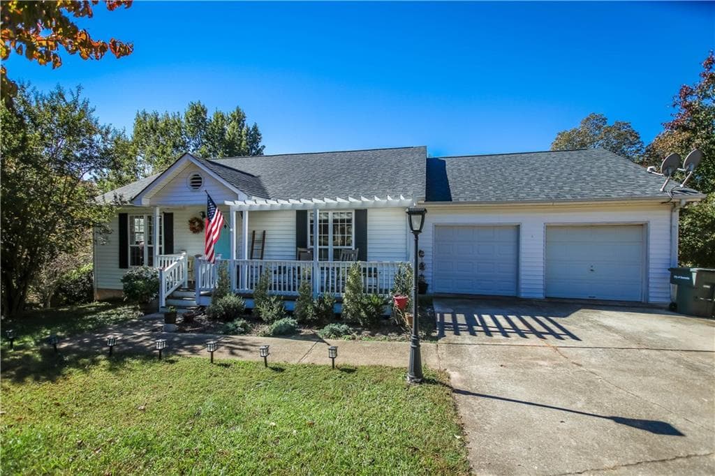 130 Sequoyah Drive, Cornelia, GA 30531 — most recent listing photo