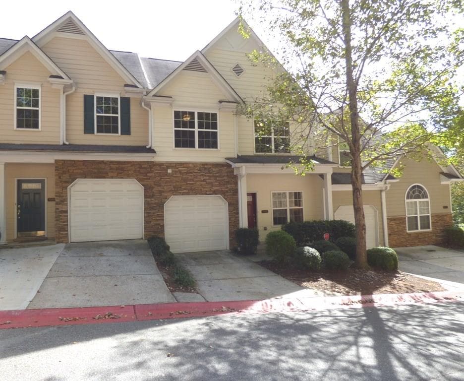 1982 Hoods Fort Circle 23, Kennesaw, GA 30144 — most recent listing photo