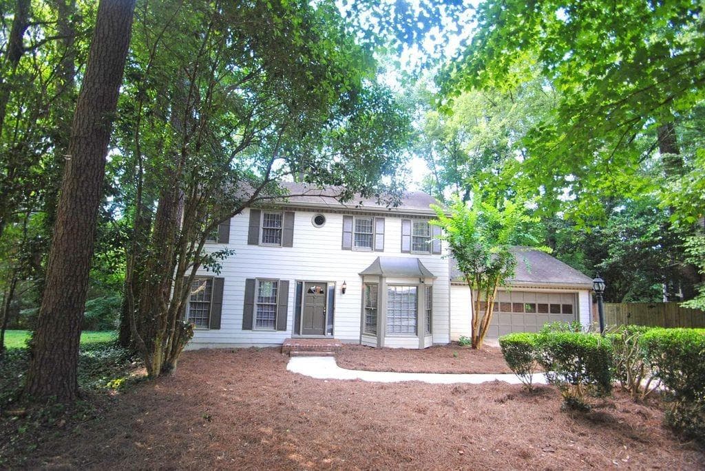 160 Winterberry Court, Roswell, GA 30076 — most recent listing photo