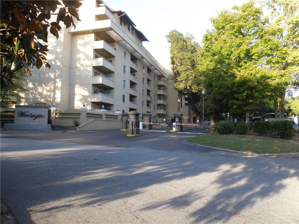 1962 Spectrum Circle 515, Marietta, GA 30067 — most recent listing photo