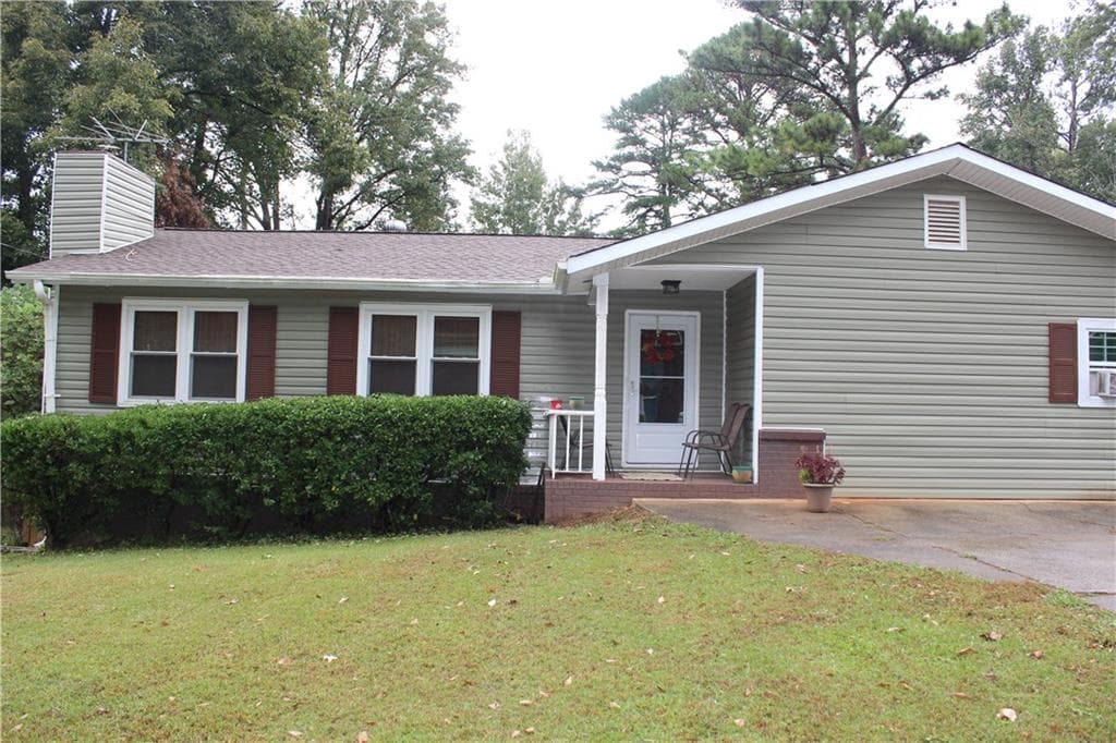 5424 Rockmoor Drive, Stone Mountain, GA 30088 — most recent listing photo