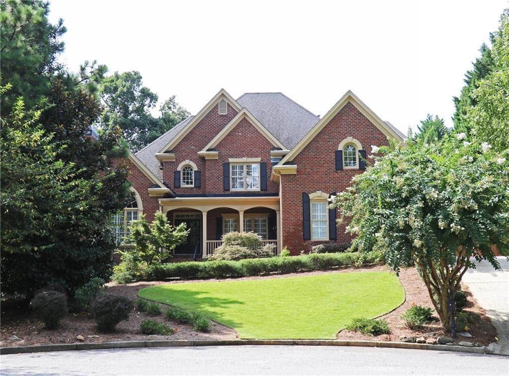 5 bedroom, 3,587 sq ft single family residence sold at 695 Saint Regis Lane, Alpharetta, GA 30022