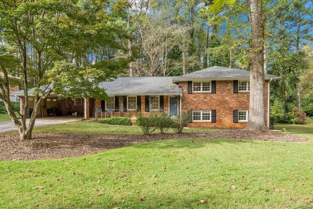 4 bedroom, 2,373 sq ft single family residence sold at 2648 Oswood Drive, Tucker, GA 30084