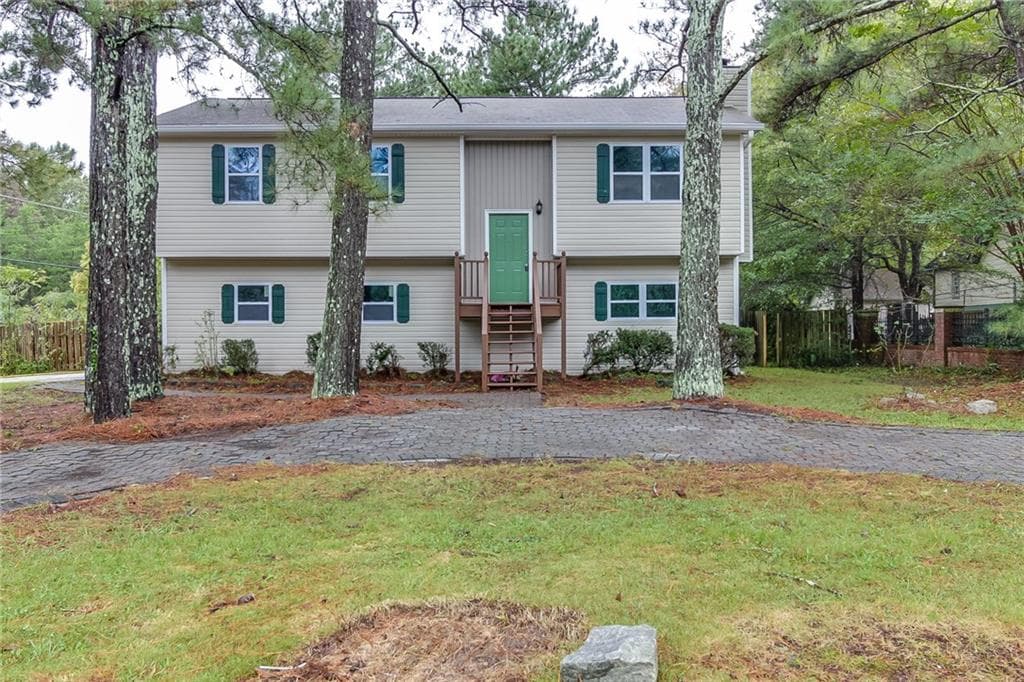 2940 Valley View Drive, Powder Springs, GA 30127 — most recent listing photo
