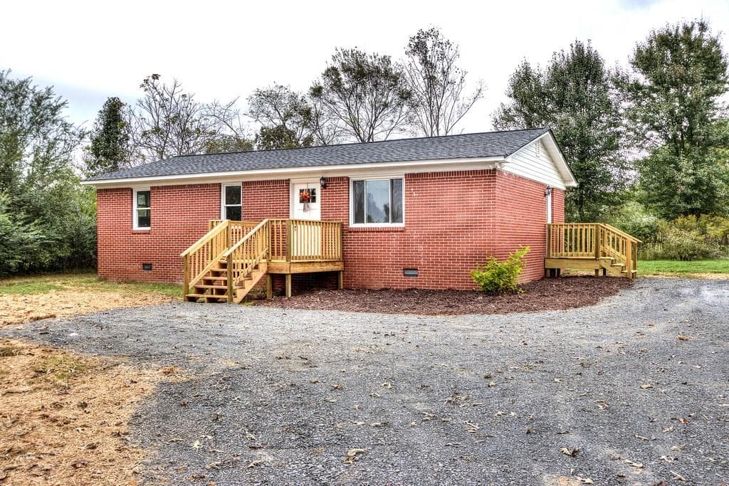 593 BAXTER Road, Calhoun, GA 30701 — most recent listing photo