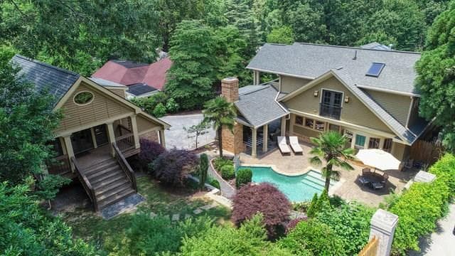 4 bedroom, 3,800 sq ft single family residence sold at 1243 STILLWOOD Drive, Atlanta, GA 30306