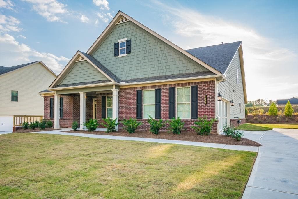 4 bedroom, 3,489 sq ft single family residence sold at 6690 Yellow Birch Street, Cumming, GA 30040