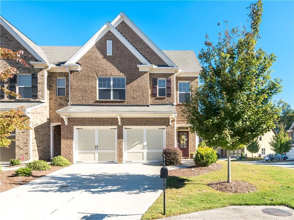 5895 Sheppard Drive, Cumming, GA 30040 — most recent listing photo