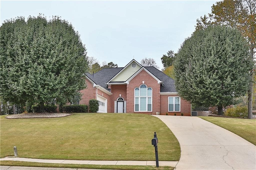 1005 Julius Drive, Suwanee, GA 30024 — most recent listing photo