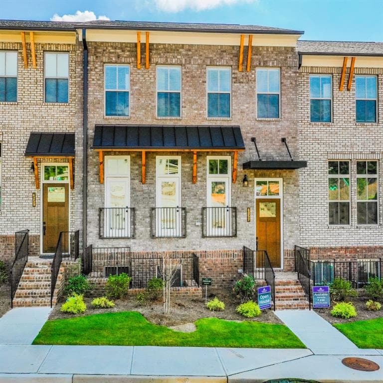 4257 Spruce Pine Alley 233, Doraville, GA 30360 — most recent listing photo