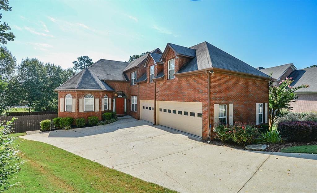 2824 Jamont Court, Marietta, GA 30068 — most recent listing photo
