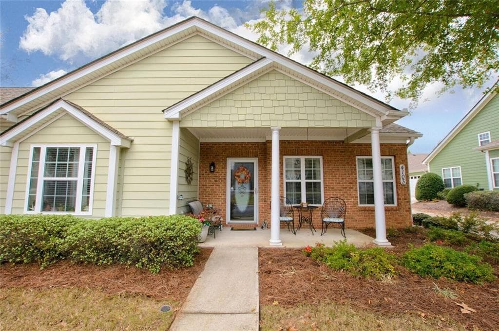 4103 Commonwealth Circle, Newnan, GA 30263 — most recent listing photo
