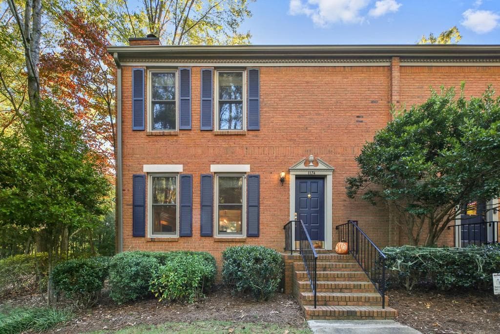 2 bedroom, 1,516 sq ft townhouse sold at 1174 Morningside Place, Atlanta, GA 30306