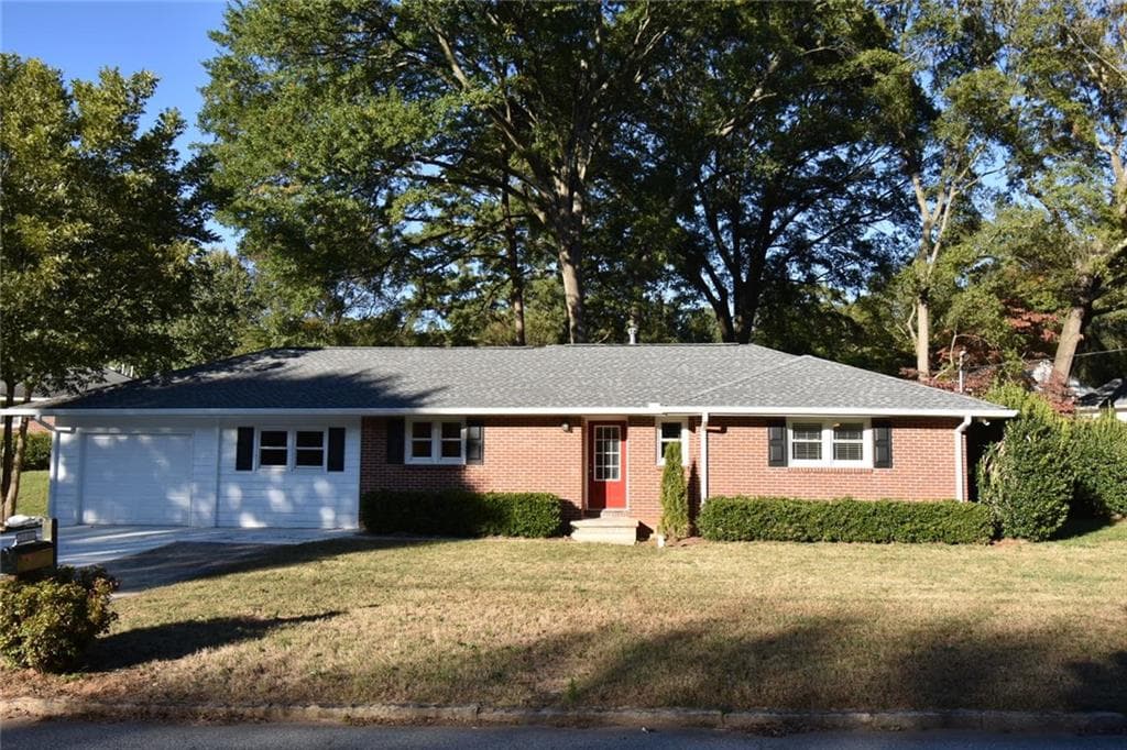 3 bedroom, 1,605 sq ft single family residence sold at 2180 Rando Lane, Atlanta, GA 30318
