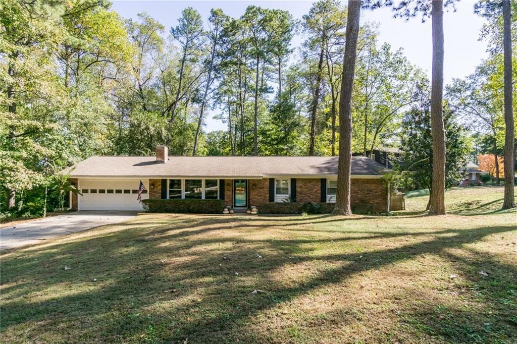 3 bedroom, 1,423 sq ft single family residence sold at 3351 Thornewood Drive, Atlanta, GA 30340