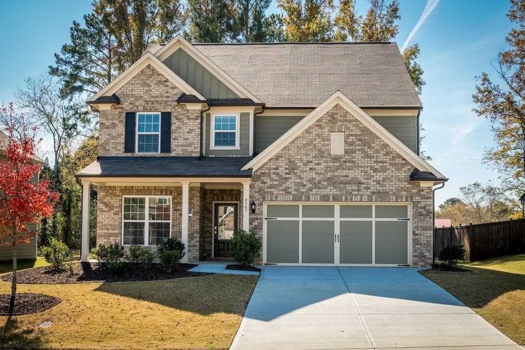 5 bedroom, 3,066 sq ft single family residence sold at 4565 Farmstead Drive, Cumming, GA 30040
