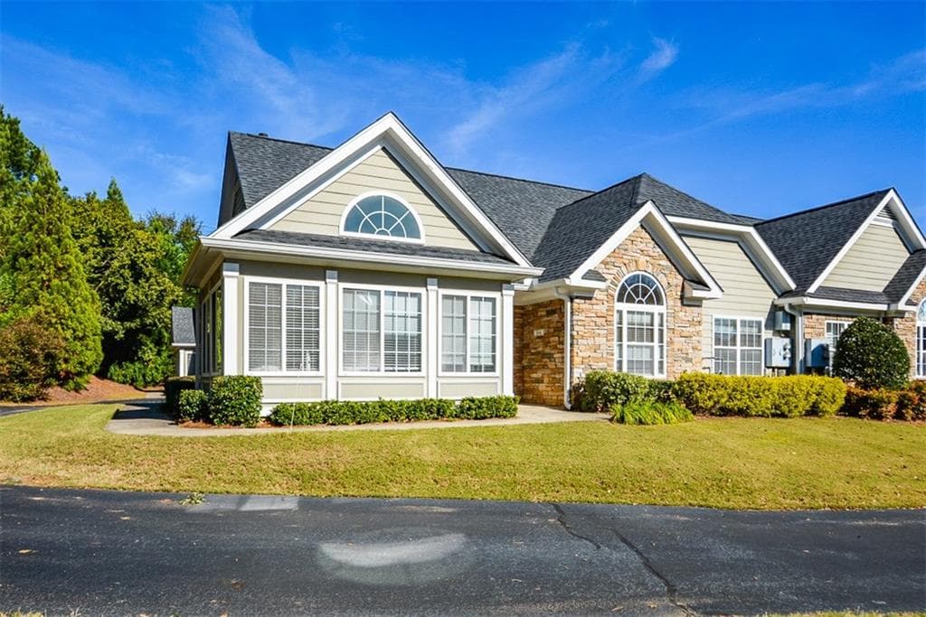 104 Village Lane, Roswell, GA 30075 — most recent listing photo