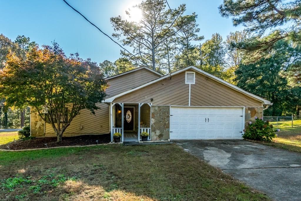 453 Fieldstream Way, Lawrenceville, GA 30044 — most recent listing photo