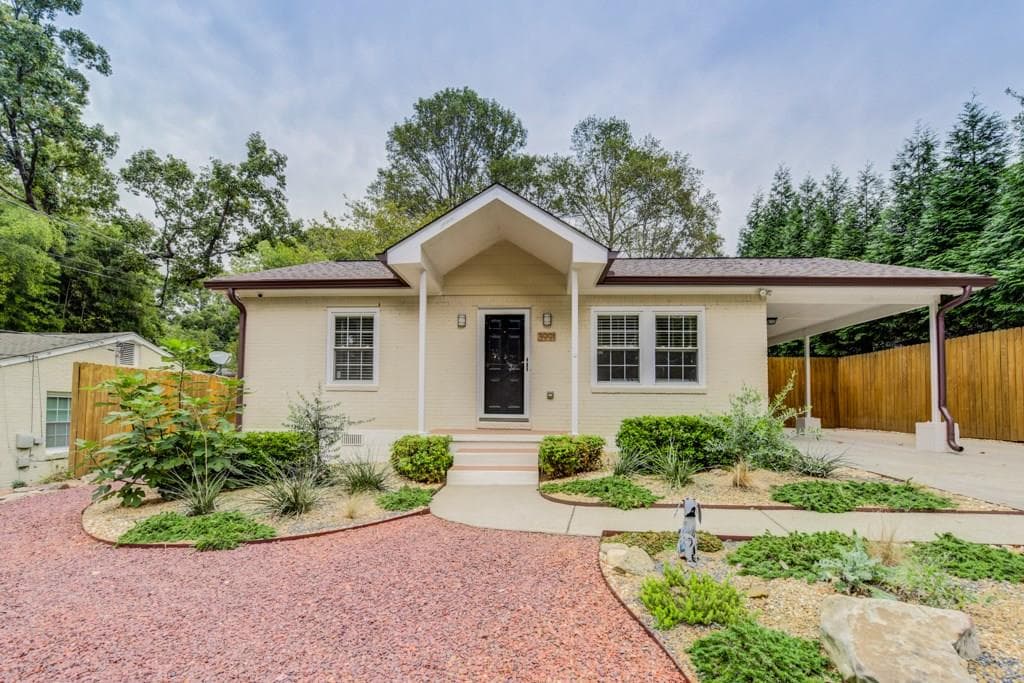 3 bedroom, 1,225 sq ft single family residence sold at 3991 McDaniel Street, Atlanta, GA 30341