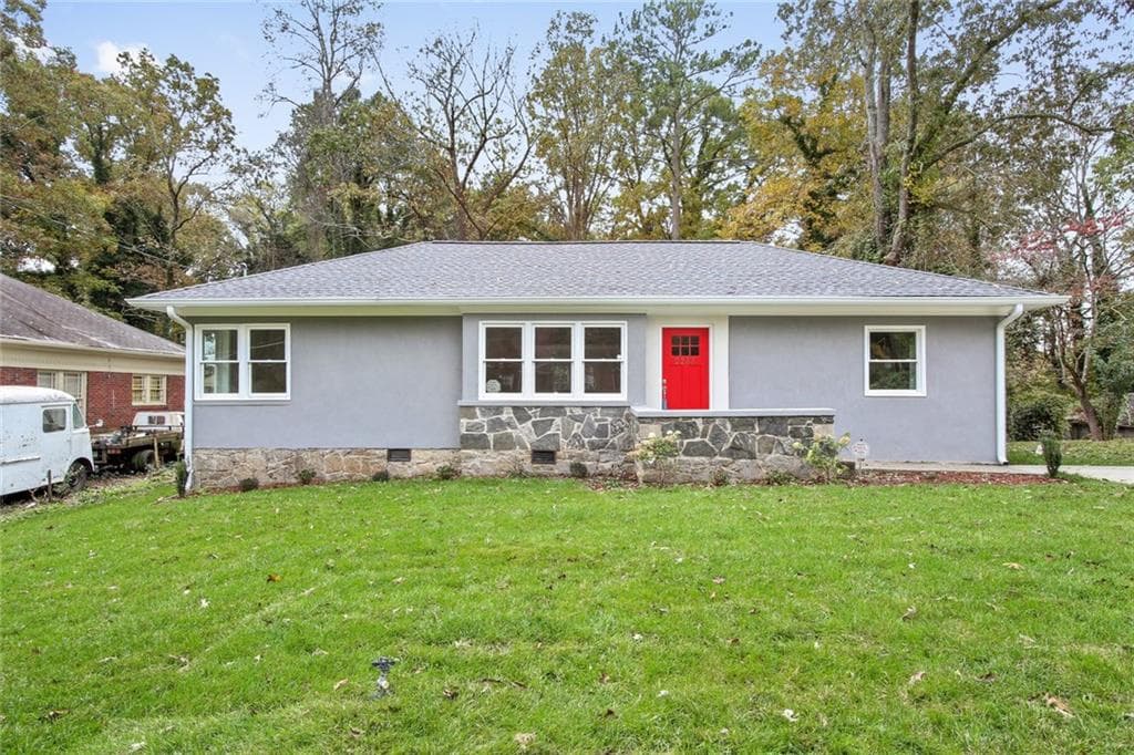 4 bedroom, 1,742 sq ft single family residence sold at 2288 Venetian Drive, Atlanta, GA 30311
