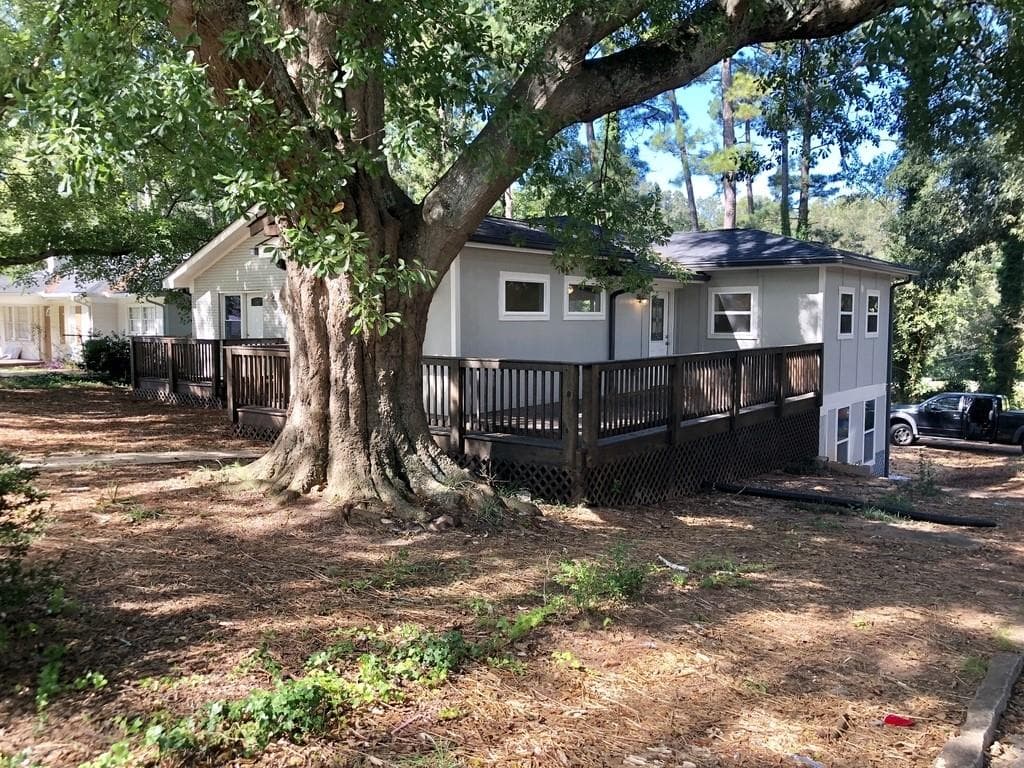 3 bedroom single family residence sold at 1882 CAMELLIA Drive 0, Decatur, GA 30032