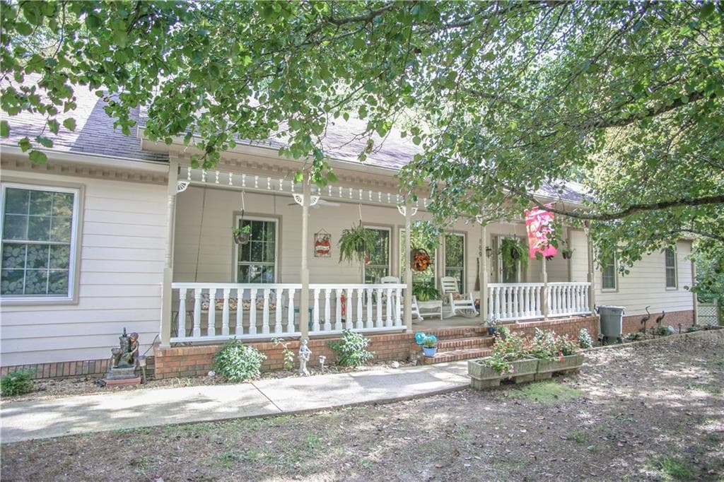869 Pinedale Terrace, Sugar Hill, GA 30518 — most recent listing photo