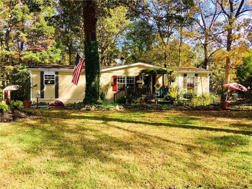 3 bedroom, 1,404 sq ft single family residence sold at 7274 Staton Place, Acworth, GA 30102