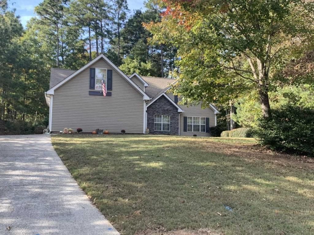 7487 Majestic Lane, Flowery Branch, GA 30542 — most recent listing photo