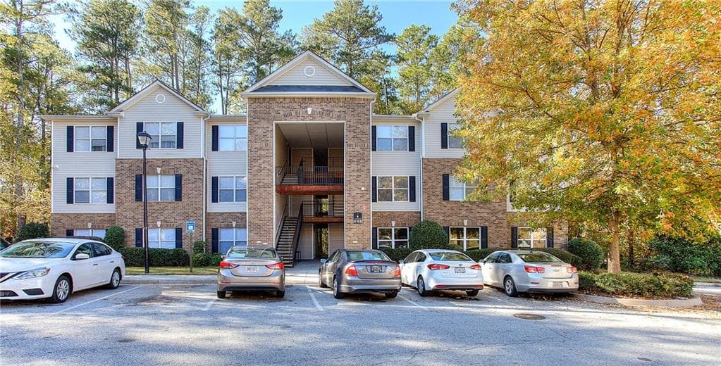 8202 Par Four Way, Lithonia, GA 30038 — most recent listing photo