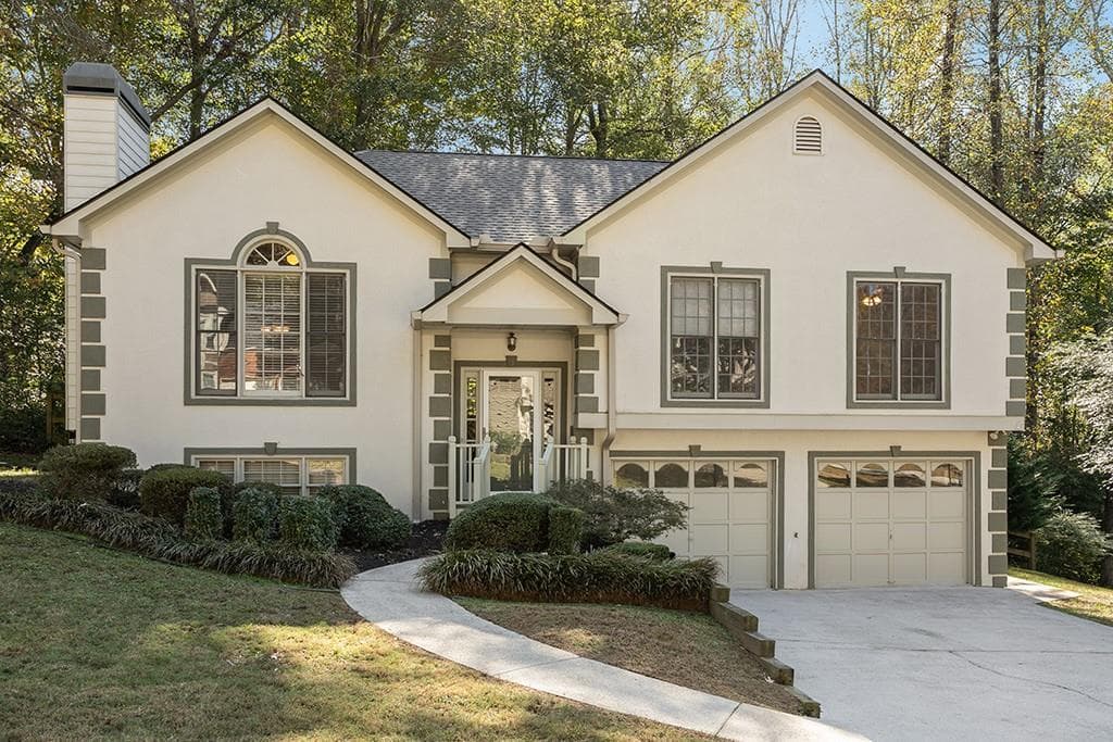 4 bedroom, 2,150 sq ft single family residence sold at 4807 Hillside Court, Powder Springs, GA 30127