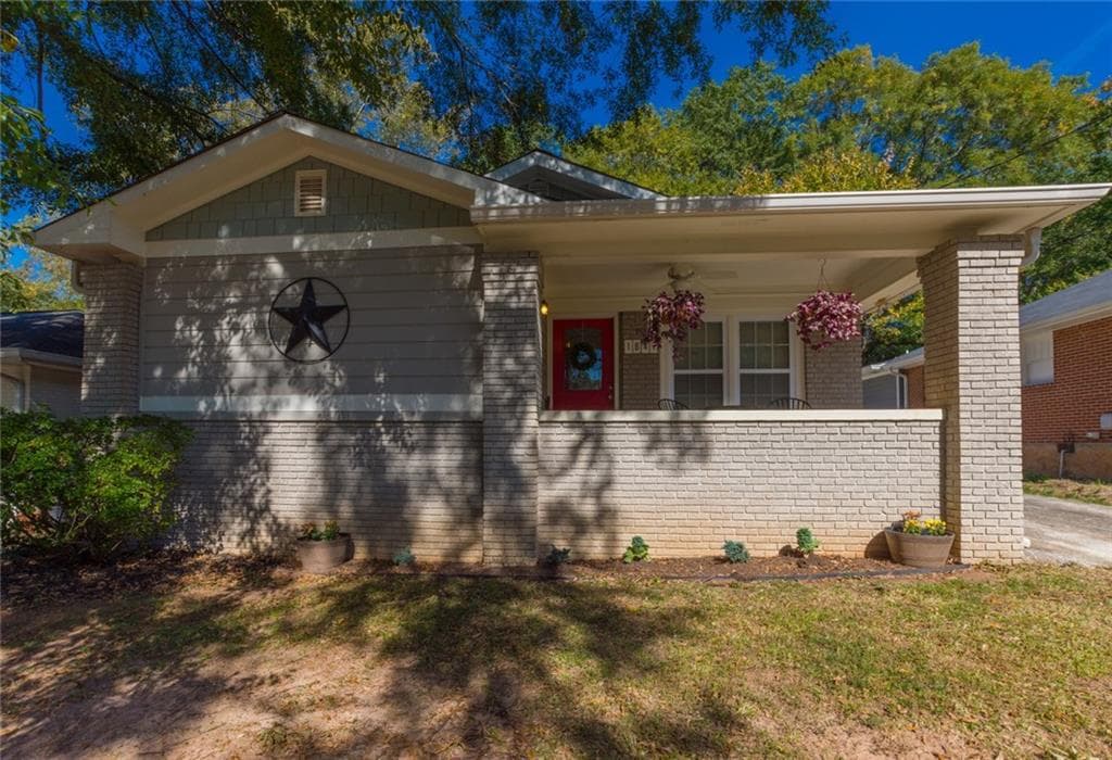 1847 Thompson Avenue, East Point, GA 30344 — most recent listing photo