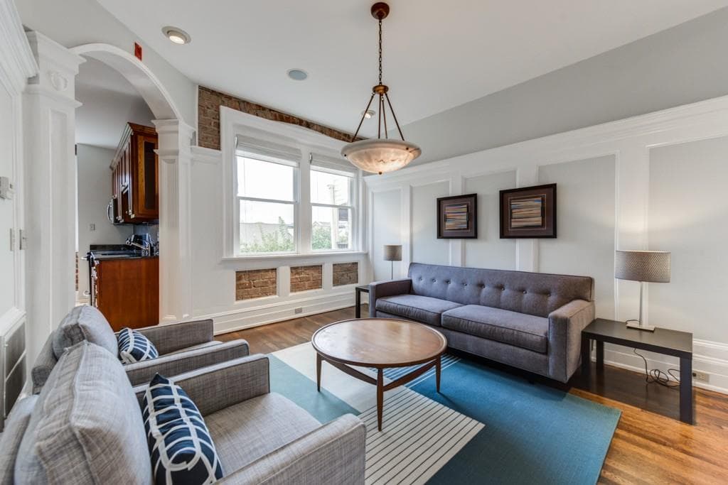 2 bedroom, 1,284 sq ft condominium sold at 635 Myrtle Street 3, Atlanta, GA 30308