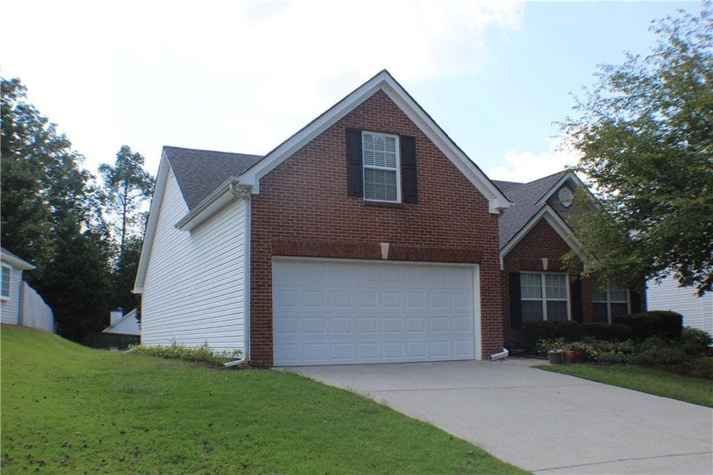 2010 Wildcat Cliffs Way Way, Lawrenceville, GA 30043 — most recent listing photo
