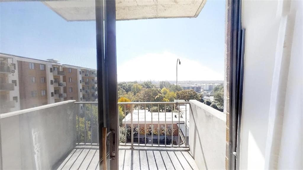 300 Johnson Ferry Road B910, Atlanta, GA 30328 — most recent listing photo