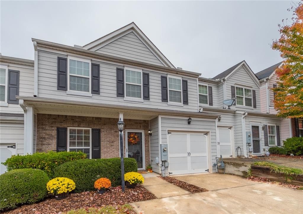 3 bedroom, 1,696 sq ft townhouse sold at 236 Valley Crossing, Canton, GA 30114