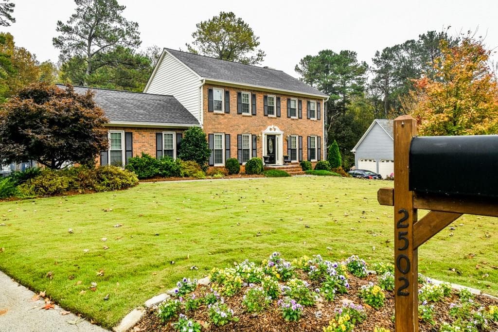 2502 Meadowglen Trail, Snellville, GA 30078 — most recent listing photo