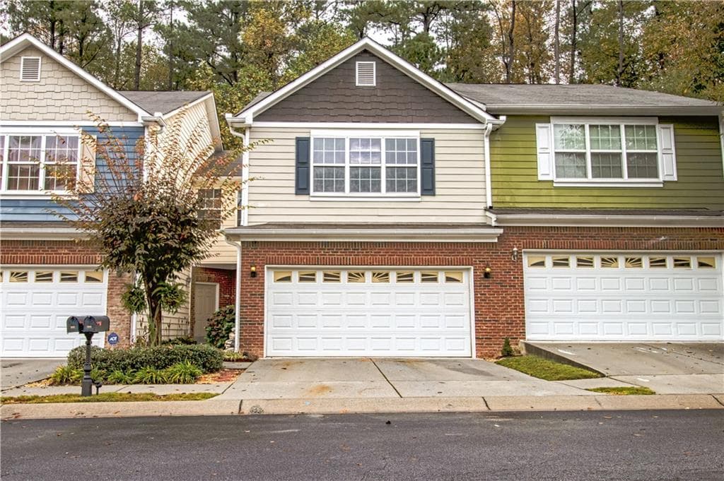 888 Ivydale Lane, Lawrenceville, GA 30045 — most recent listing photo