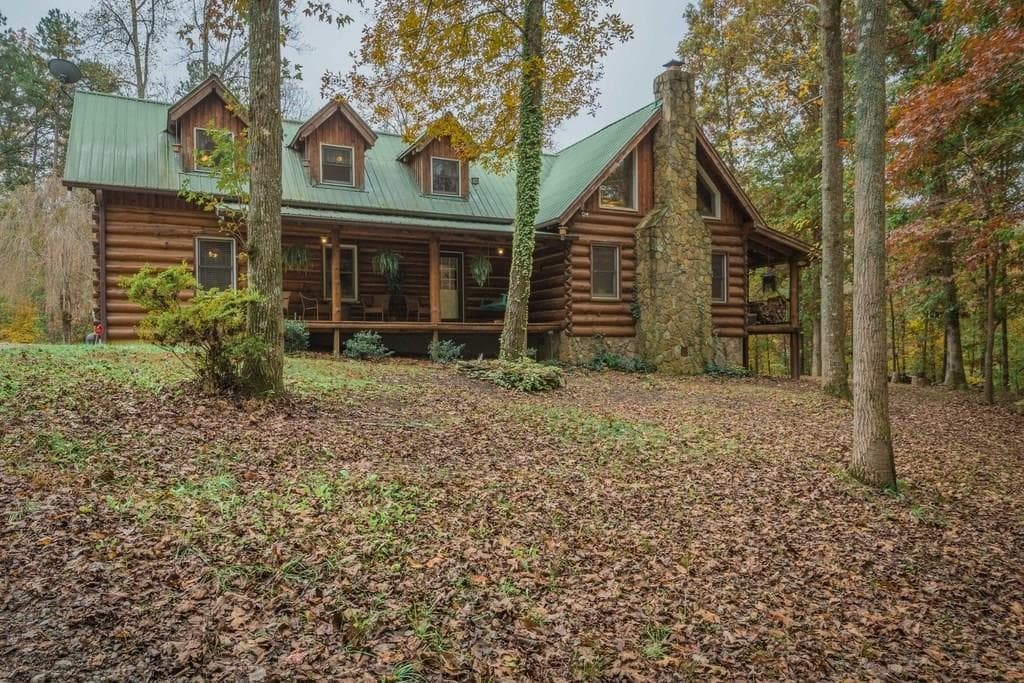 200 W ROCK CREEK Drive, Jasper, GA 30143 — most recent listing photo