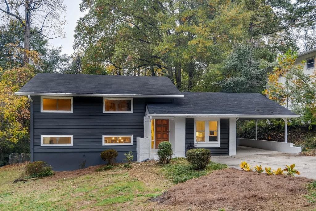 4 bedroom, 1,756 sq ft single family residence sold at 1699 MOHAWK Place, Smyrna, GA 30080