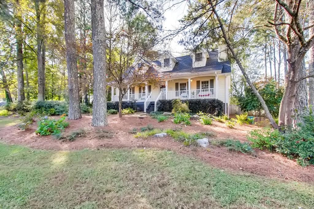 3805 W COOPER LAKE Drive, Smyrna, GA 30082 — most recent listing photo