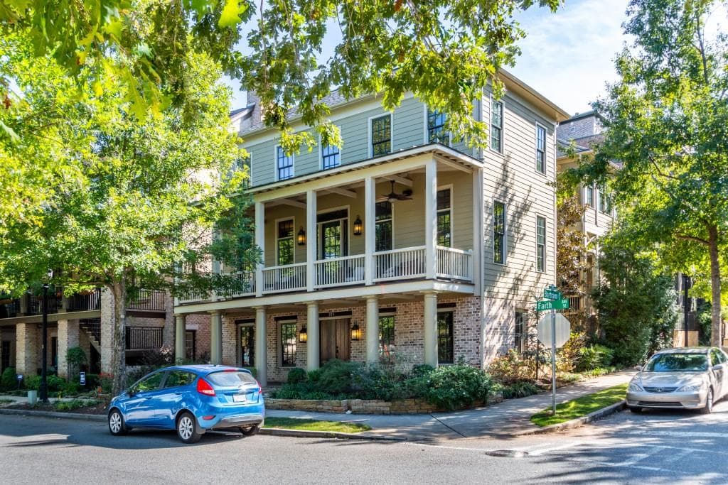6 bedroom, 4,943 sq ft single family residence sold at 929 Faith Avenue, Atlanta, GA 30316