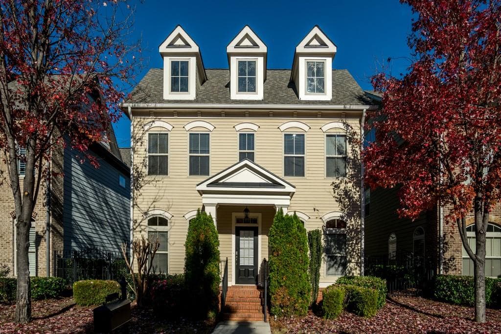 4 bedroom, 2,809 sq ft single family residence sold at 10863 Bossier Drive, Johns Creek, GA 30022