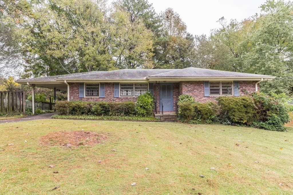 3 bedroom, 1,330 sq ft single family residence sold at 1179 Larch Lane, Decatur, GA 30033