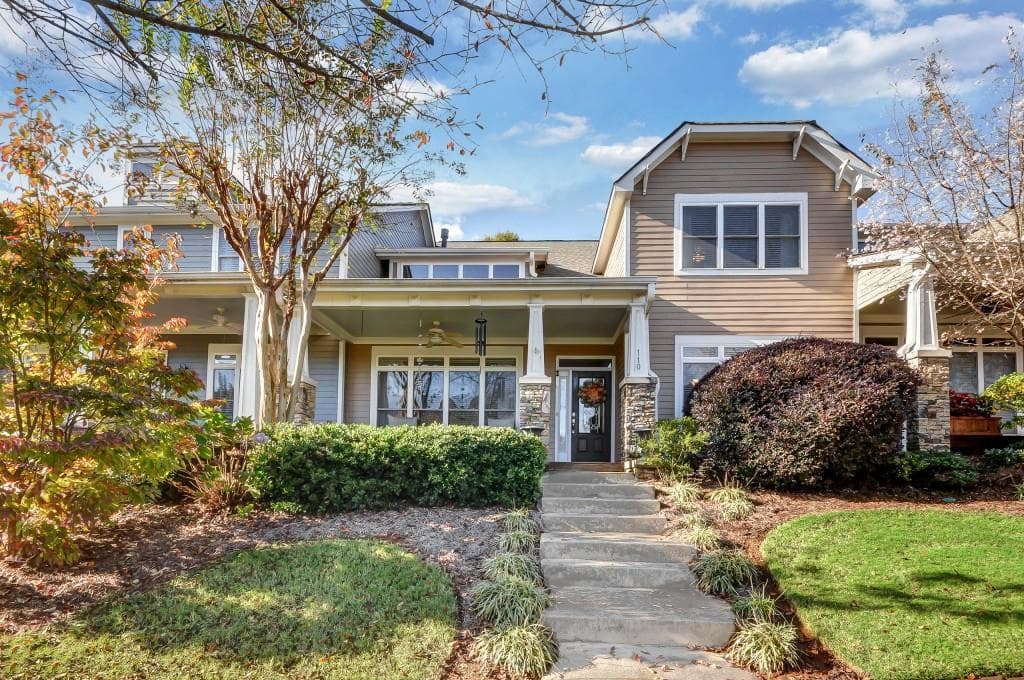 3 bedroom, 2,552 sq ft townhouse sold at 110 Independence Way, Roswell, GA 30075