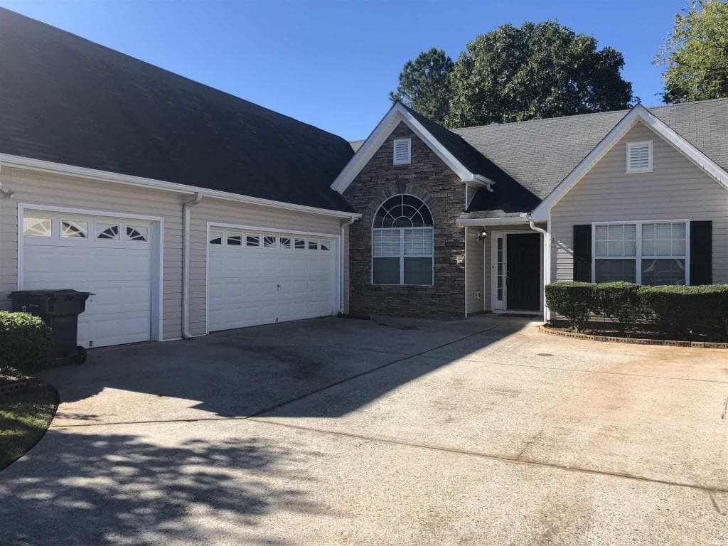 910 Harbins View Drive, Dacula, GA 30019 — most recent listing photo