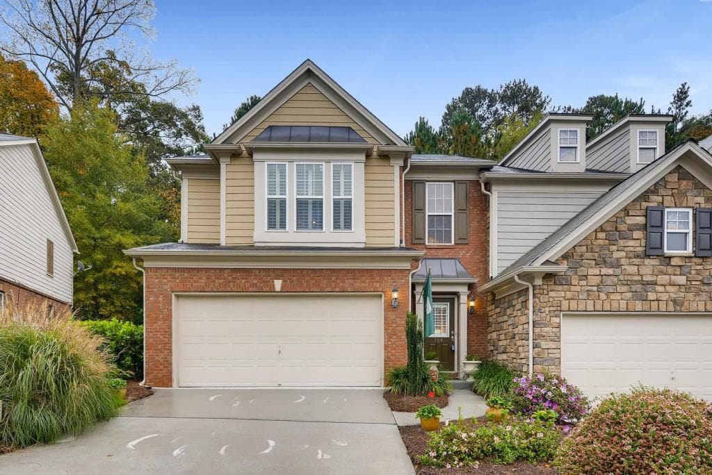3 bedroom, 1,962 sq ft townhouse sold at 5800 Oakdale Road 164, Mableton, GA 30126