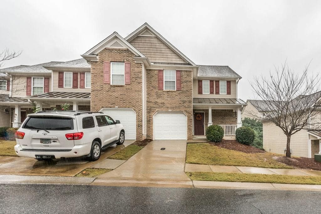 548 Fox Creek Crossing, Woodstock, GA 30188 — most recent listing photo
